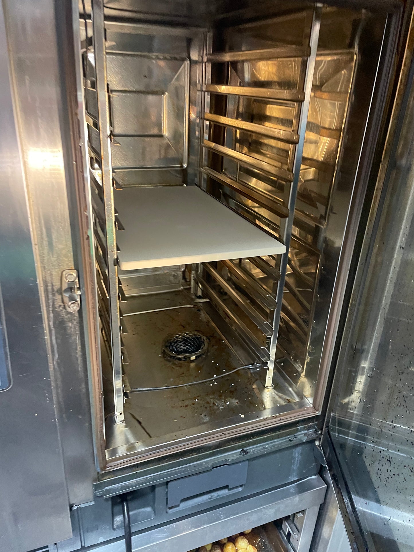 GastroStone Cordierite Pizza Stone