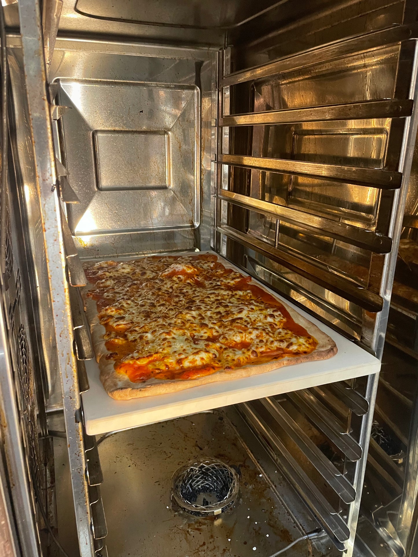 GastroStone Cordierite Pizza Stone