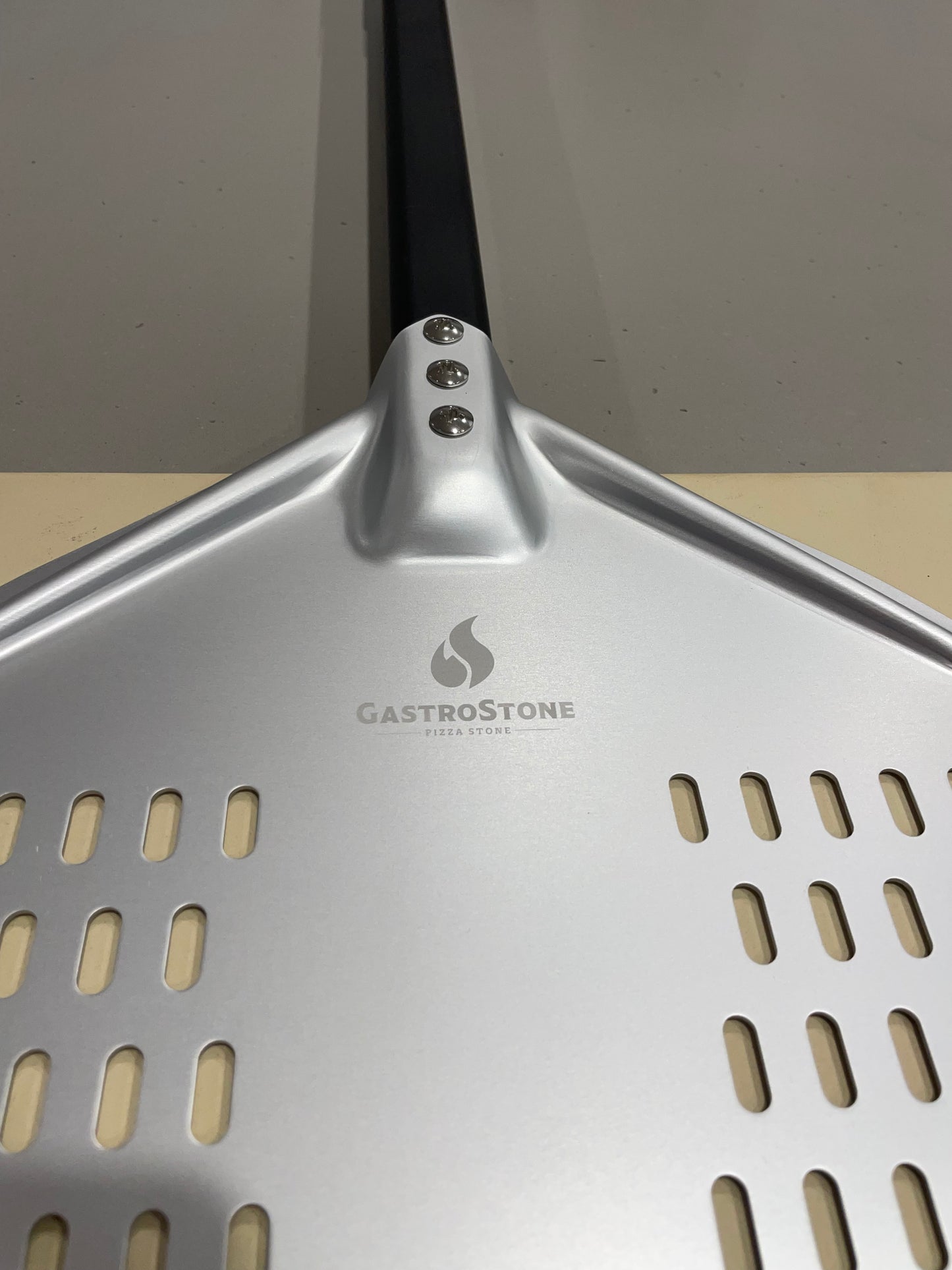 GastroStone Oversize Pizza Peel 20 x 12 inch